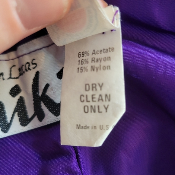 Vintage Noir Karen Lucas for Niki gown purple velvet with gold trim - Picture 9 of 10